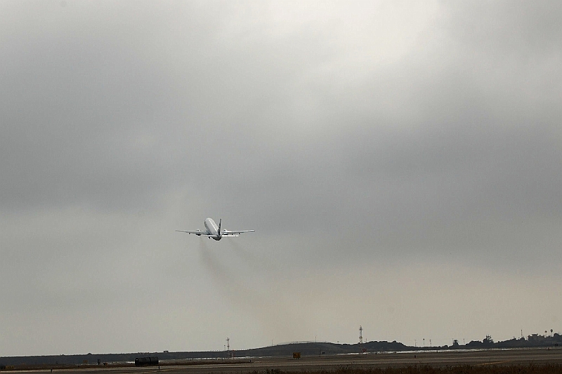 lax May9 2008 (1072).JPG